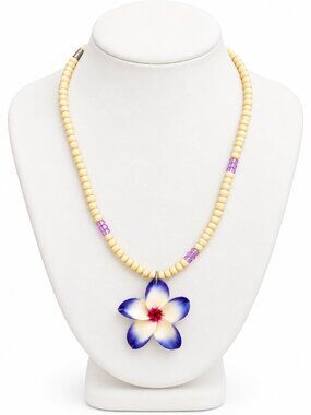 Vintage Hawaiian Plumeria Flower Pendant Beaded Necklace